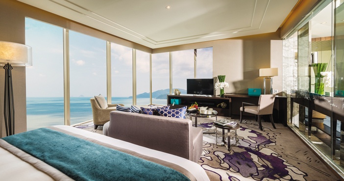 Phòng suite mở tầm nhìn ra đại dương