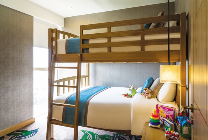 Giường trẻ em trong phòng suite gia đình