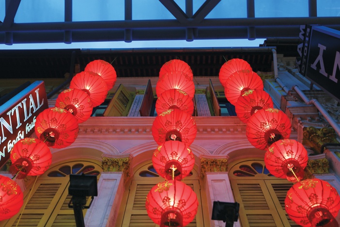 Màu sắc nội thất hợp với nội dung kinh doanh luôn tạo ấn tượng tốt cho khách hàng