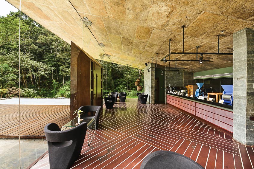 NT266_IBNII-Spa-Resort_NRNN_2017-11
