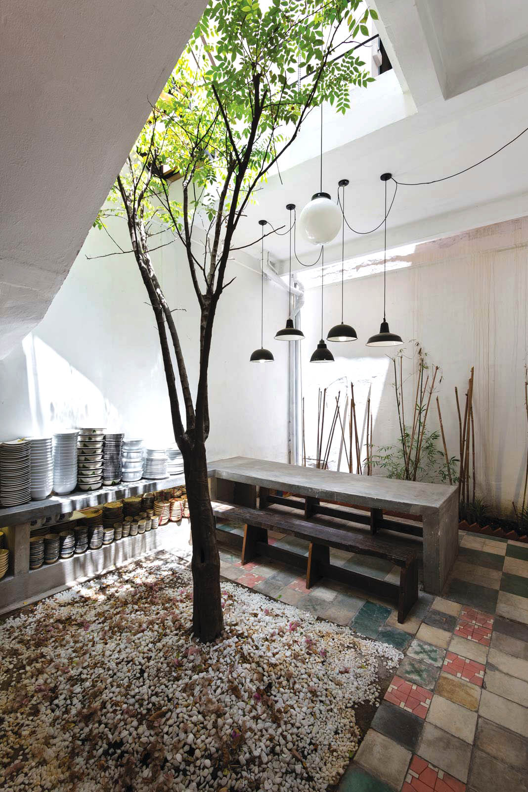 nhung-o-cua-la-sach-tke-233-2015-6