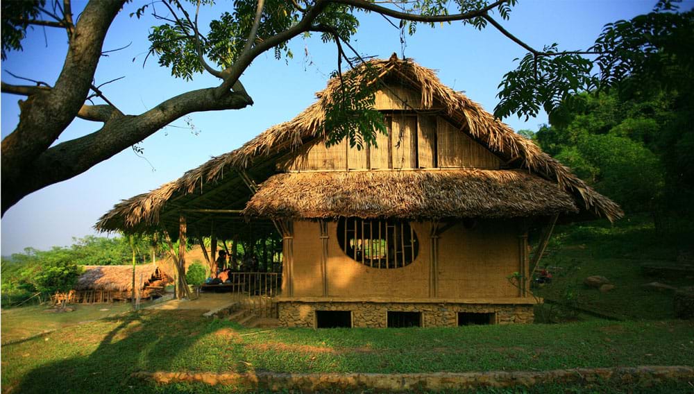 Nhà cộng đồng thôn Suối Rè (Hòa Bình)